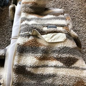 Columbia coat Aztec pattern sherpa super soft worn 1 time